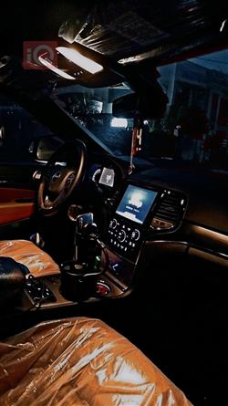 جیپ گراند شیرۆکی